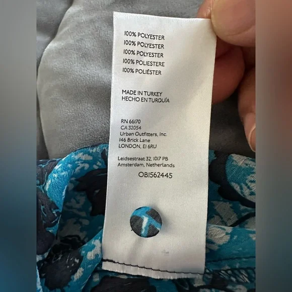 Anthropologie Chiffon Blouse Blue Floral Long Sleeve V-Neck size S - Picture 11 of 12